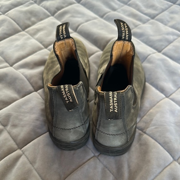 BLUNDSTONE Black Leather Boots Women's Size US 10 AUS 7 EUC Gray Chelsea Boot - Picture 7 of 16